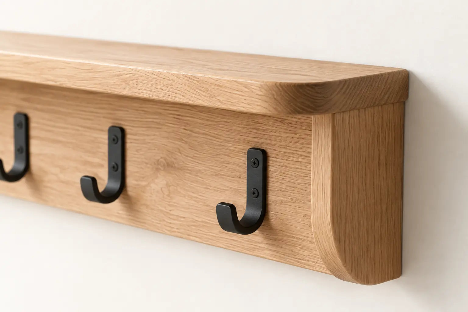 Oak grain and steel joining detail